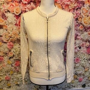 Jack zip up size small